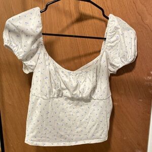 Hollister cropped white and blue flowered top